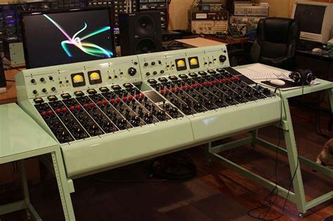 tree sound studios address fonda leyva