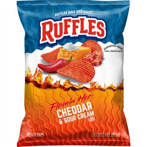 Ruffles Flamin Hot Cheddar Sour Cream Potato Chips 2 5 Oz Kroger