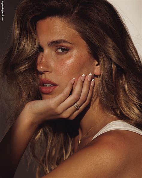 Kara Del Toro Nude The Fappening Photo FappeningBook