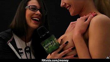 Amateur Hottie Takes Cash For Public Sex Xnxx