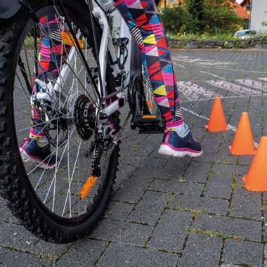 Fahrradprüfung in der Grundschule Theorie Praxis meistern