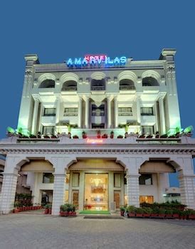 Book 3 Star Hotels in Indore at Just Rs.1000: Online Hotel Booking