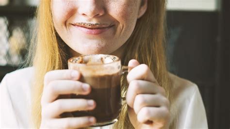 5 Health Benefits Of Drinking Hot Chocolate In Winter HealthShots