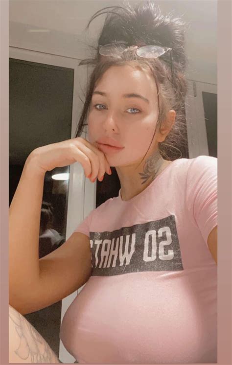 Perfect Tight Fit Porn Pic