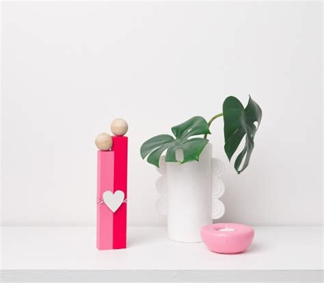 Wood you be my Valentine? DIY wooden love couple | Habitat by Resene