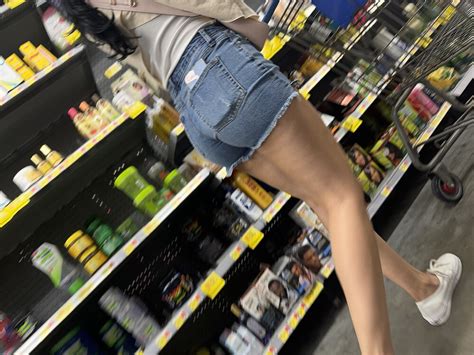 Cute Latina At Walmart Short Shorts Volleyball Forum