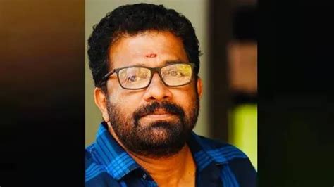 director vinu mayoral candidate  kozhikode corporation congress