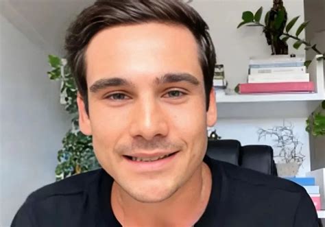 Bahia Ba Som De Suposto Aplicativo Gay Vaza Durante Entrevista De Nicolas Prattes Na Globo