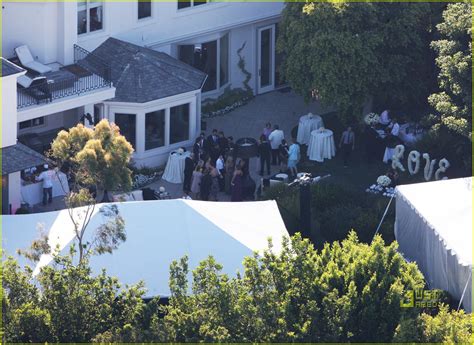 Robbie Williams: Wedding Photos with Ayda Field!: Photo 2471994 | Ayda ...