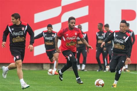 Jefferson Farfán Llegará Para El Partido Ante Argentina En La Bombonera Noticias Agencia