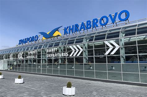 Из Международного аэропорта Калининград (Храброво) возобновились рейсы ...