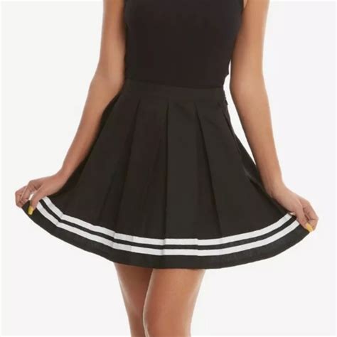 Hot Topic Skirts Hot Topic Black Pleater Cheer Mini Skirt Poshmark