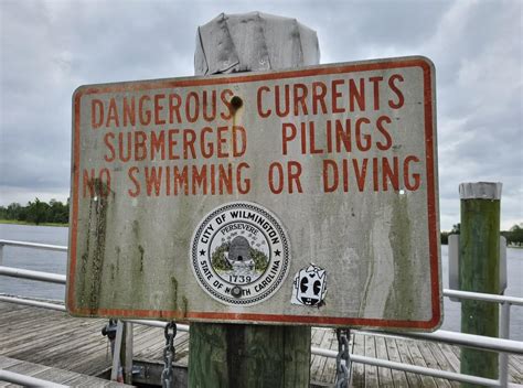 Wilmington N C The Cape Fear Dont Fuck Around R Scarysignsnjo