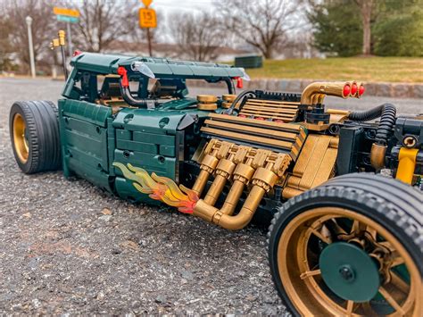 Madilied Hot Rod Moc