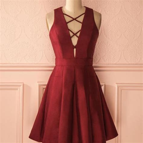 Sexy A Line V Neck Sleeveless Burgundy Short Homecoming Prom Dress On