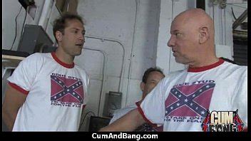 Polluelo de ébano ahogado en cum XVIDEOS