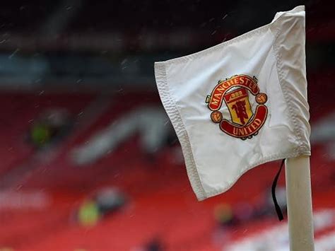 Manchester United Cooperating With Fa Sex Abuse Inquiry The Independent The Independent