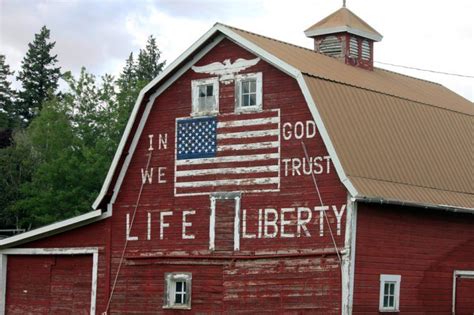 Surprising Places You Can Find The American Flag Reader S Digest Barn