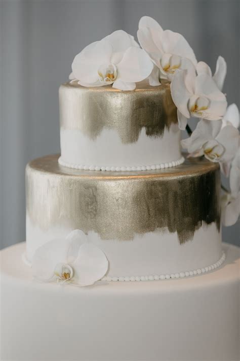 New wedding cake trends 2026 | Wedding Woof