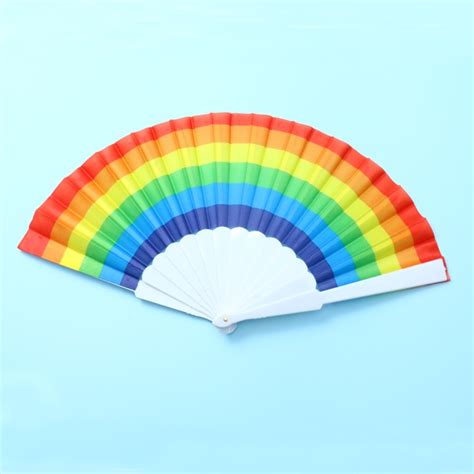 台中逢甲PAR T彩虹摺扇 彩虹小物 同志遊行 扇子 愛最大 同婚元年 女同志 男同志 GAY LES LGBT 蝦皮購物