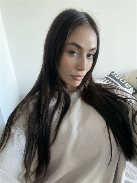 Lily Rose Innocent Looking Babe With A Wild Side OnlyFans Review Fanscribers