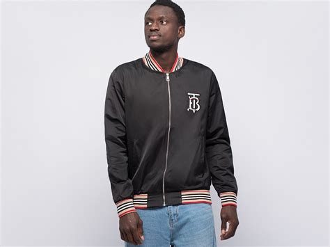 Купить Бомбер Burberry цвет Черный купить по цене 2770 рублей в ...