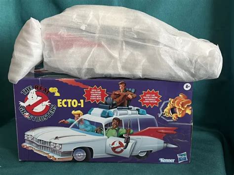 HASBRO KENNER CLASSICS The Real Ghostbusters Ecto 1 Retro Vehicle No