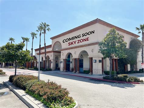 Progressive Real Estate Partners Inks Lease With Sky Zone for 30,700 SF