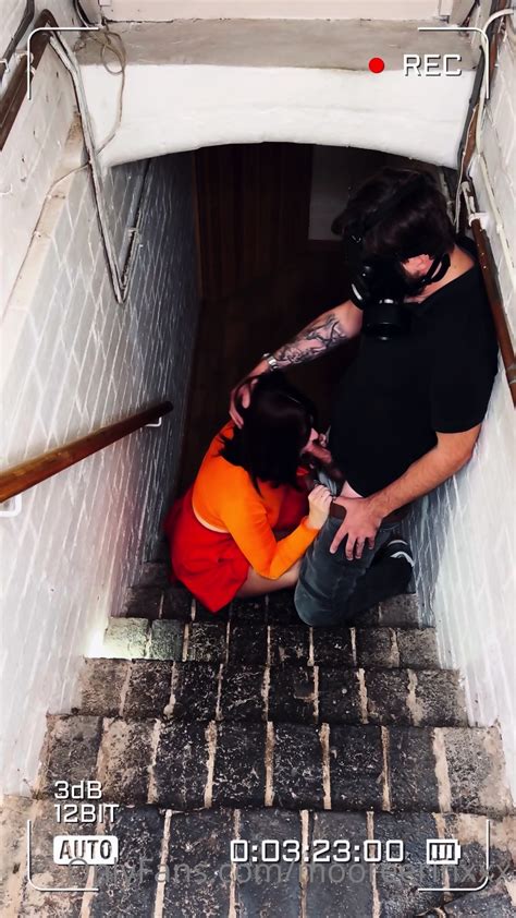 Busty MILF Gets Fucked On The Subway Stairs