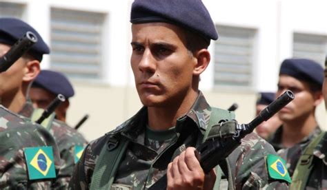 Salario De Um Sargento Do Exercito