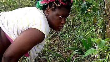 Dos Amantes Pillados Follando Al Aire Libre XVIDEOS