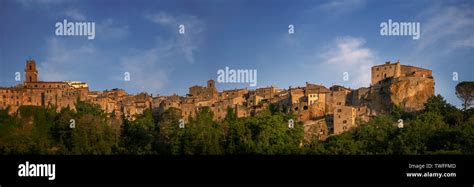 Tufo italy hi-res stock photography and images - Alamy