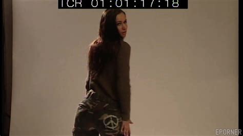 Brunette With A Beautiful Body Undresses