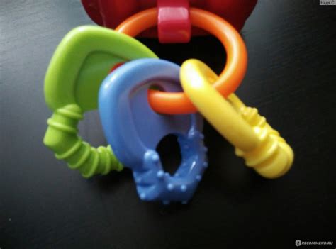 Fisher-Price Погремушка-прорезыватель "Музыкальная машинка" G6648 ...