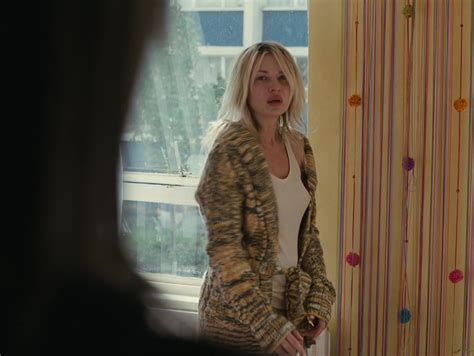 Nude Video Celebs Kierston Wareing Nude Katie Jarvis Sexy Fish Tank