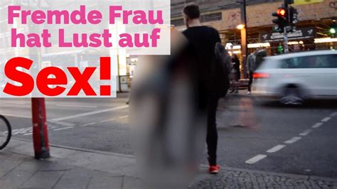 Fremde Frau ist offen für Sex Beweis als Live Flirt YouTube