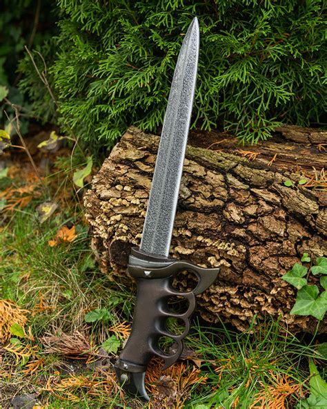 Spiked Trench Knife