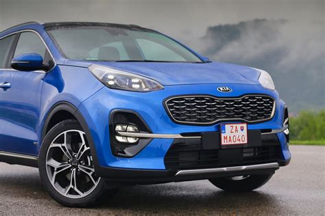 Kia, todos os modelos e versões: preços, motores e equipamentos por ...
