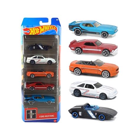 Set De 5 Masinute Hot Wheels Ford Mustang Diverse Modele Scara 1 64 EMAG Ro