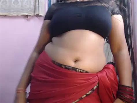 DearKimmi Nude Strip On Webcam For Live Sex Chat InTheCrack