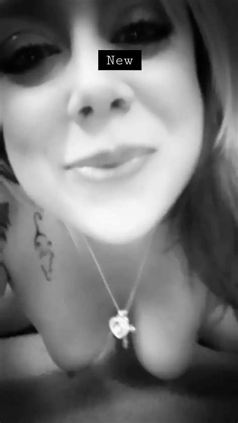 Milf Lutscht Spielzeug Um Dich Zu Befriedigen XHamster