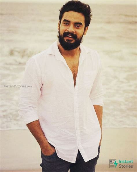 Tovino Thomas Hd Wallpapers Top Free Tovino Thomas Hd Backgrounds