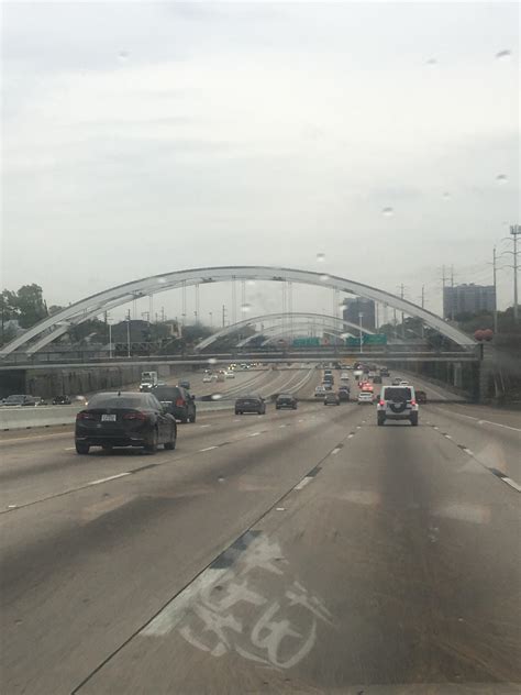 You know when you see this bridge the traffic bout to hit. : r/houston