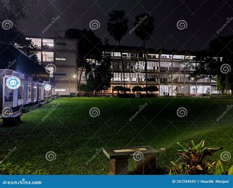 Iit Bombay Main Building Night View Indian Institute Of Technology