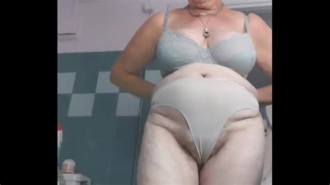 Granny Fucks Hairy Pussy With Cucumber Xnxx