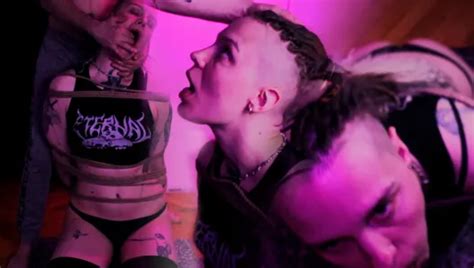 Free Hold Me Porn Videos Xhamster