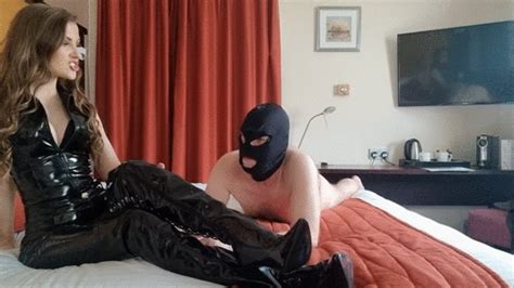 Slave Worships Shiny Ass Brook Logan S Official Clip Store Clips4sale