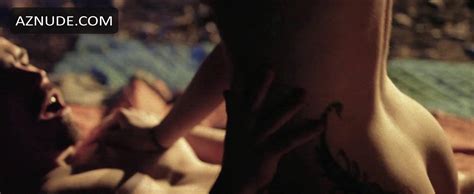 NIKI LINER Nude AZNude