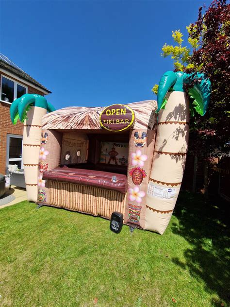 Tiki Bar - Hire in Lincoln | Lincs bounce