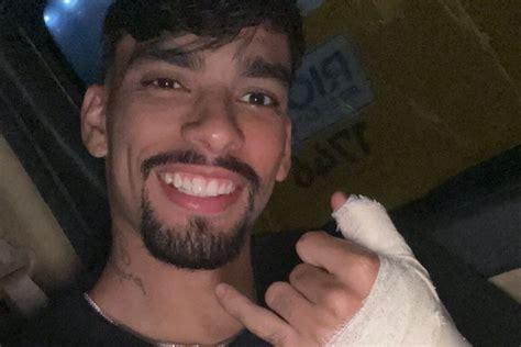 Lucas Paquetá vai passar por cirurgia após cortar o dedo empinando pipa